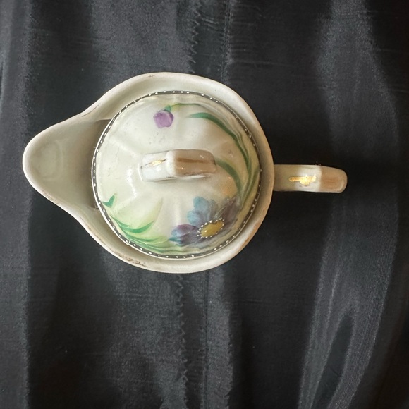 Vintage Nippon Creamer w/Saucer - Picture 4 of 12